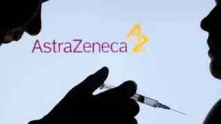 AstraZeneca и Оксфорд приступили к созданию вакцины против "омикрона"