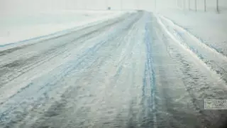 Трассу Алматы - Оскемен закрыли из-за метели