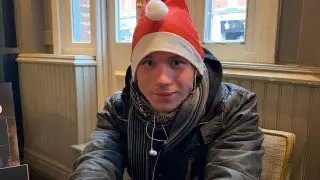 Прохожий за два дня помог бездомному найти жилье и работу