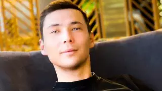 Экс-нападающий сборной Казахстана по футболу стал моделью