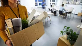 Уволенную за аморальное поведение учительницу восстановили на работе в Нур-Султане