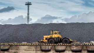 Китай строит крупнейшую угольную электростанцию в стране