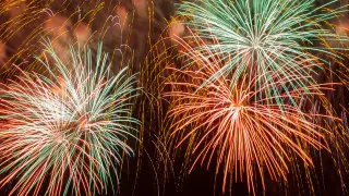 Еще в двух городах Казахстана отказались от новогодних салютов