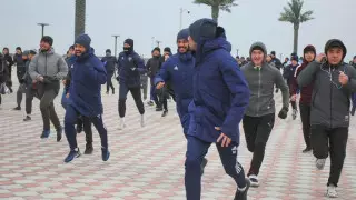 Казахстанцы встретили Новый год массовыми забегами