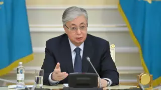 Токаев: Контртеррористические акции следует продолжать до полного уничтожения боевиков