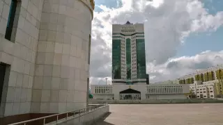 И. о. премьер-министра Казахстана поговорил с главой кабмина Кыргызстана