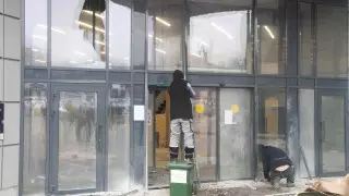 Как будут восстанавливать разрушенные здания, рассказали в МИИР