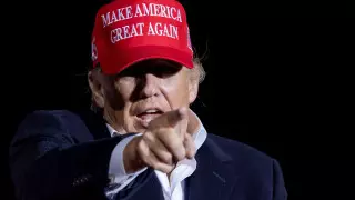 Twitter удалил аккаунт, разместивший видео "покушения" на Трампа