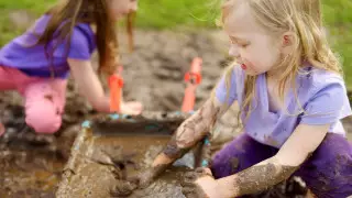 "Не говорю детям "нет". Писательница удивила необычным воспитанием