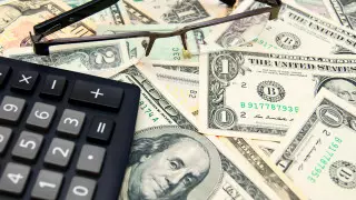 Группа миллионеров попросила брать с них больше налогов