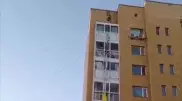 Астанчанин упал с высоты, пытаясь спуститься из окна по простыням