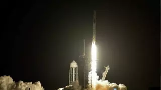 SpaceX успешно запустила ракету Falcon 9 с итальянским спутником