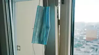 Житель Стамбула сдал 78 положительных тестов на COVİD и 14 месяцев не выходит из карантина