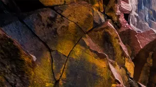 Исландию назвали самой безопасной страной для туристов