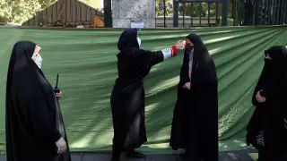 Число смертей от COVID-19 растет в странах Ближнего Востока - ВОЗ