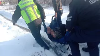 Житель Семея спас родственника из горящего дома