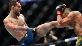 Стал известен гонорар казахстанца Морозова за третий бой в UFC