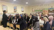 В Узбекистане министр приехал к учителям, которых заставили извиняться перед родителями