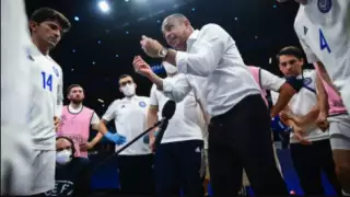 Тренеру сборной Казахстана по футзалу ответили на "клоуна" в свой адрес