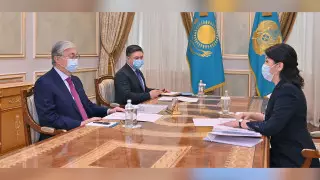 Токаеву рассказали о планах по модернизации здравоохранения