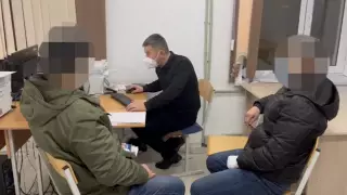 Мужчину, раздававшего бутылки с зажигательной смесью митингующим, задержали в Таразе