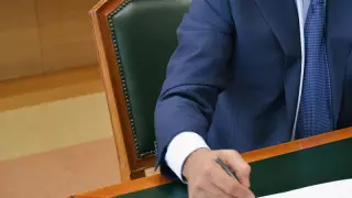 Вице-министр здравоохранения не смог ответить журналистам - премьер Смаилов