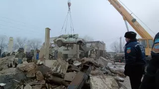 СТО взорвалась в Актобе: погиб человек, 11 авто повреждено