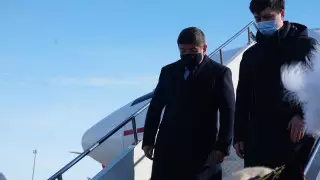 Глава правительства Кыргызстана прилетел в Нур-Султан