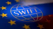 Названа дата отключения банков России от SWIFT