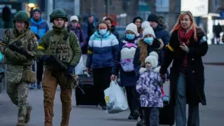 "Привыкаем к войне". Глава казахской диаспоры в Украине рассказал, что происходит в Киеве