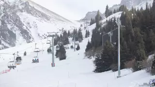 Проезд на Шымбулак временно закрыли в Алматы