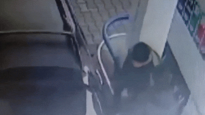 Кадры из видео