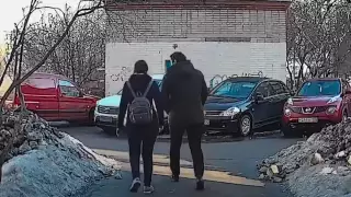 Мужчина из-за ревности облил серной кислотой влюбленную пару