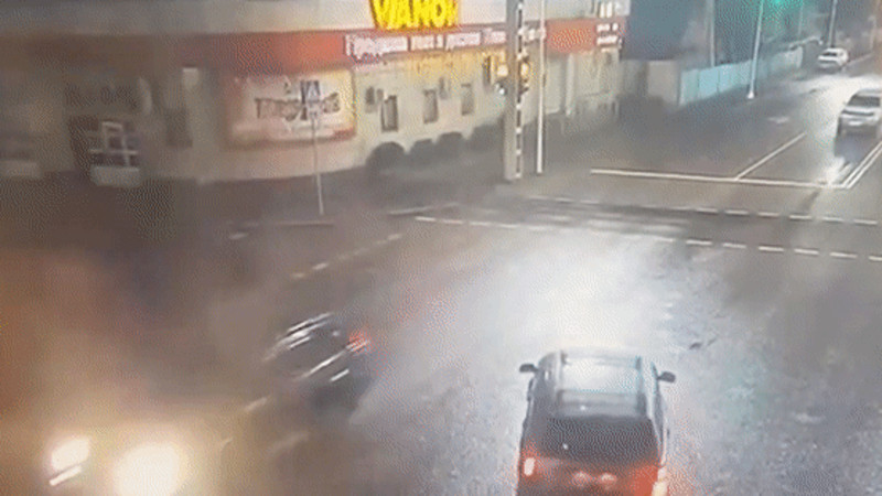 Кадры из видео