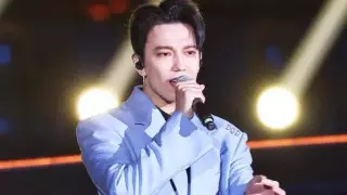 Димаш Кудайберген получил награду в Дубае