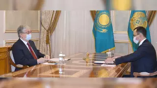 Президент Токаев принял председателя Сената Ашимбаева