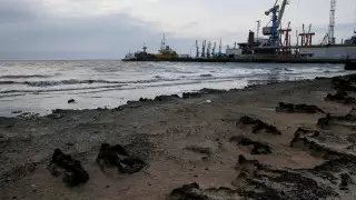 Около тысячи иностранных моряков застряли в Украине - ООН