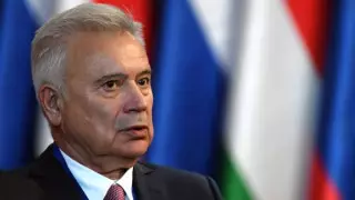 Вагит Алекперов покинет пост главы "Лукойла"