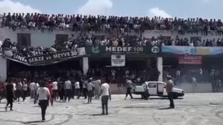 Балкон со зрителями рухнул на фестивале в Анталье