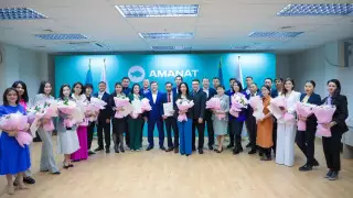 В партию Amanat вступили Максат Толыкбай, Олжас Ордабаев и другие