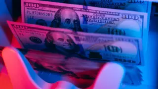 Нацбанк назвал официальный курс доллара на 13 мая