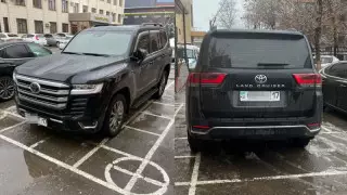 Прокурор Шымкента наказал подчиненного из-за скандала с дорогим внедорожником