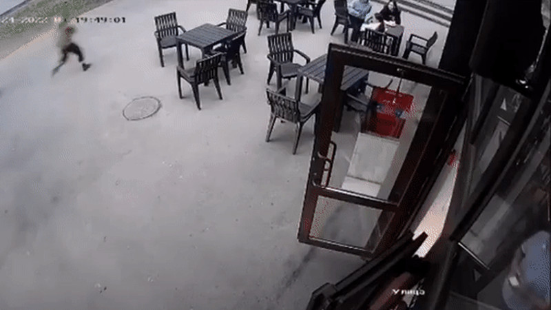 Кадры из видео