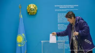 Референдум в Казахстане: в 12 регионах проходит голосование