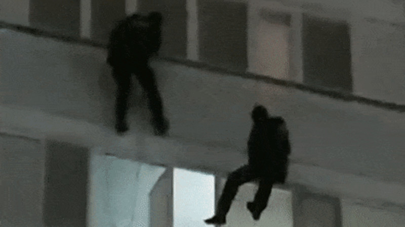 Кадры из видео