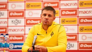 "Кайрат" представил нового главного тренера после ухода Бердыева