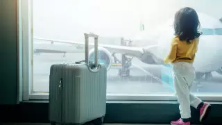 Около 200 детей бесплатно полетели на отдых по программе Kids Go Free