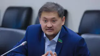 Новый министр Саясат Нурбек ответил, почему его дети учатся на Кипре