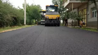 Как в Шымкенте решают проблемы с дорогами в отдаленных населенных пунктах