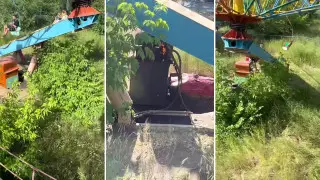 "Дымим и катаемся одновременно": аттракцион с людьми горел в Актобе